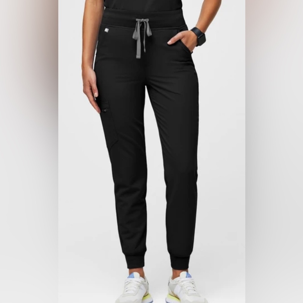 Figs women’s tall small Zamora jogger